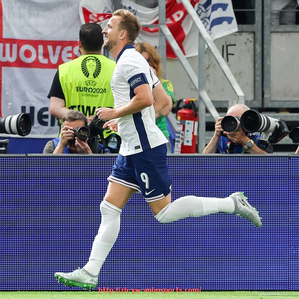 安博体育官网-目前德甲总共有多少支球队参赛?2025赛季参赛队伍一览